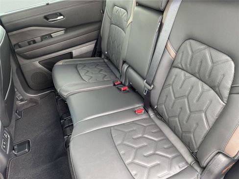New 2026 Nissan Pathfinder Platinum w/ Cargo Package FWD image 30