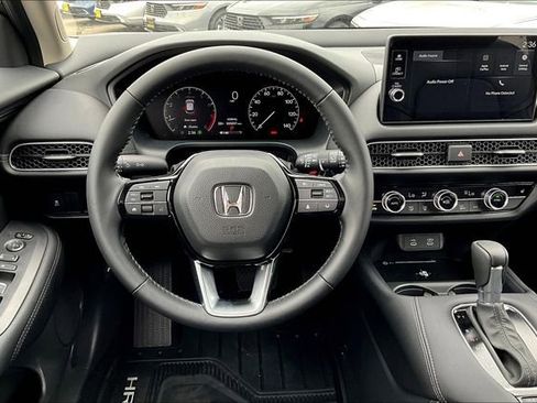 New 2026 Honda HR-V EX-L image 15