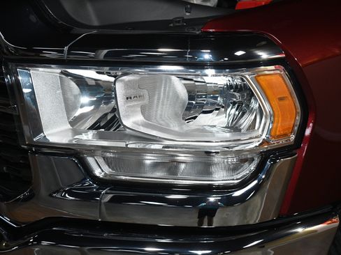 Used 2022 RAM 2500 Big Horn AWD/4WD image 57