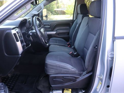 Used 2016 Chevrolet Silverado 2500 LT w/ LT Plus Package AWD/4WD image 19