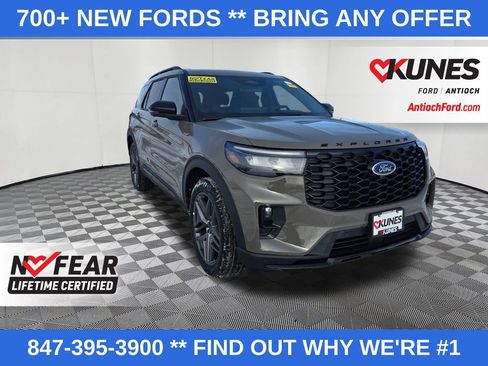 New 2026 Ford Explorer ST-Line w/ ST-Line Street Pack image 1