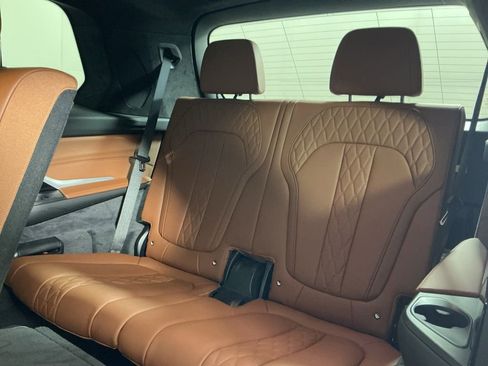 Certified 2025 BMW X7 xDrive40i AWD/4WD image 28