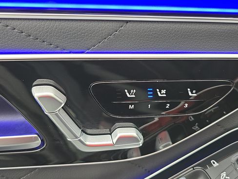 Certified 2024 Mercedes-Benz S 580 4MATIC Sedan w/ Warmth & Comfort Package image 29