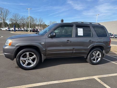 Used 2004 MAZDA Tribute LX w/ Premium Audio Pkg image 10