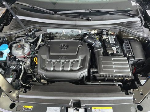 Used 2023 Volkswagen Tiguan SEL R-Line AWD/4WD image 11