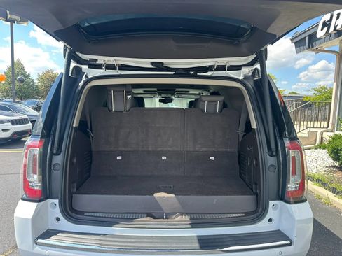 Used 2018 GMC Yukon Denali w/ Denali Ultimate Package AWD/4WD image 7