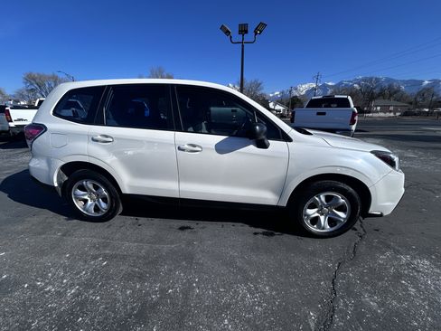 Used 2018 Subaru Forester 2.5i image 7