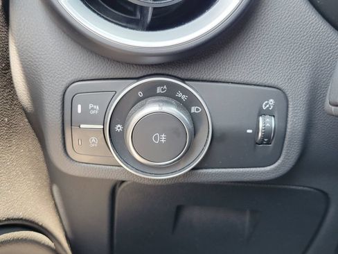 Used 2024 Alfa Romeo Stelvio Sprint RWD image 12