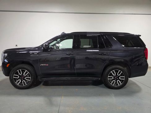 Used 2024 GMC Yukon AT4 AWD/4WD image 2