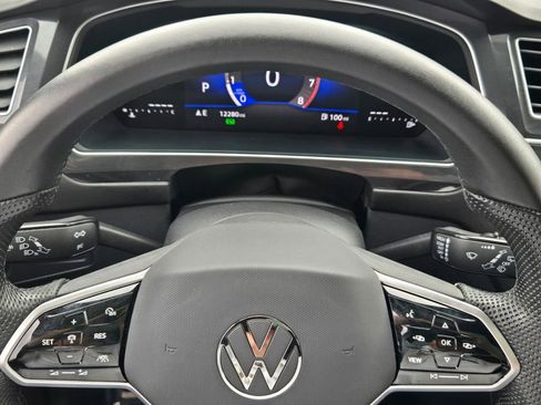Certified 2024 Volkswagen Tiguan SE R-Line FWD image 26