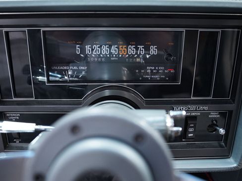 Used 1987 Buick Regal Coupe RWD image 32