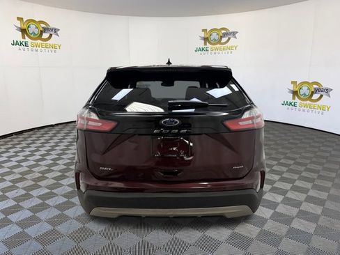 Used 2024 Ford Edge SEL image 9