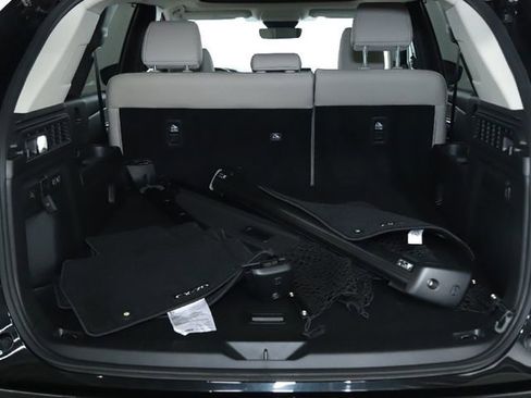 Certified 2025 MAZDA CX-70 Plug-In Hybrid w/ Premium Pkg image 19