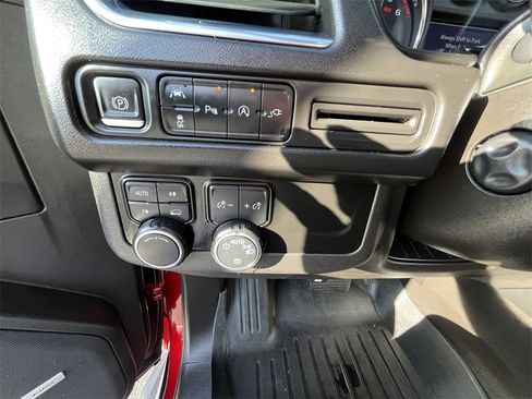 Used 2021 Chevrolet Tahoe RST w/ Luxury Package image 17