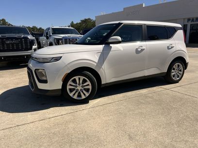 Used 2022 Kia Soul LX