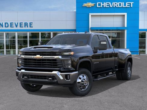 New 2026 Chevrolet Silverado 3500 LT AWD/4WD image 8