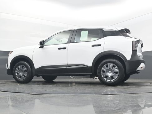 Certified 2025 Nissan Kicks S image 24