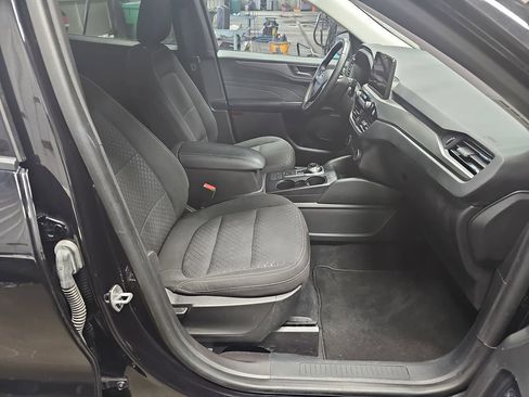 Used 2023 Ford Escape Active w/ Cold Weather Package image 10
