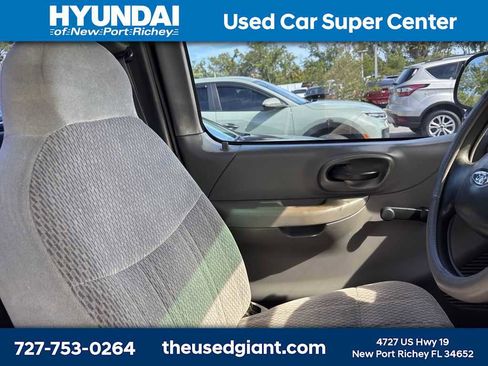 Used 2003 Ford F150 2WD Regular Cab image 9