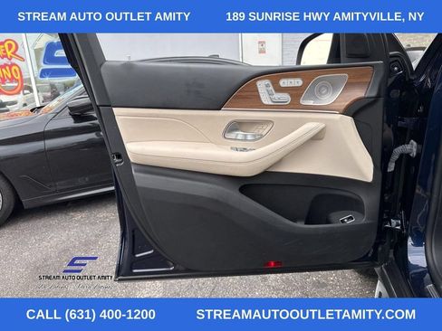 Used 2022 Mercedes-Benz GLS 450 4MATIC image 42