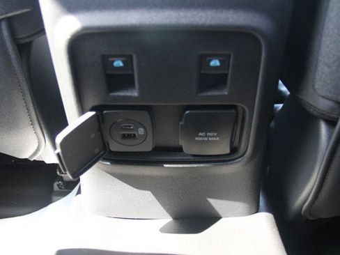 Used 2024 Ford Bronco Black Diamond image 10