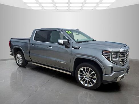 Used 2024 GMC Sierra 1500 Denali w/ Denali Reserve Package AWD/4WD image 2