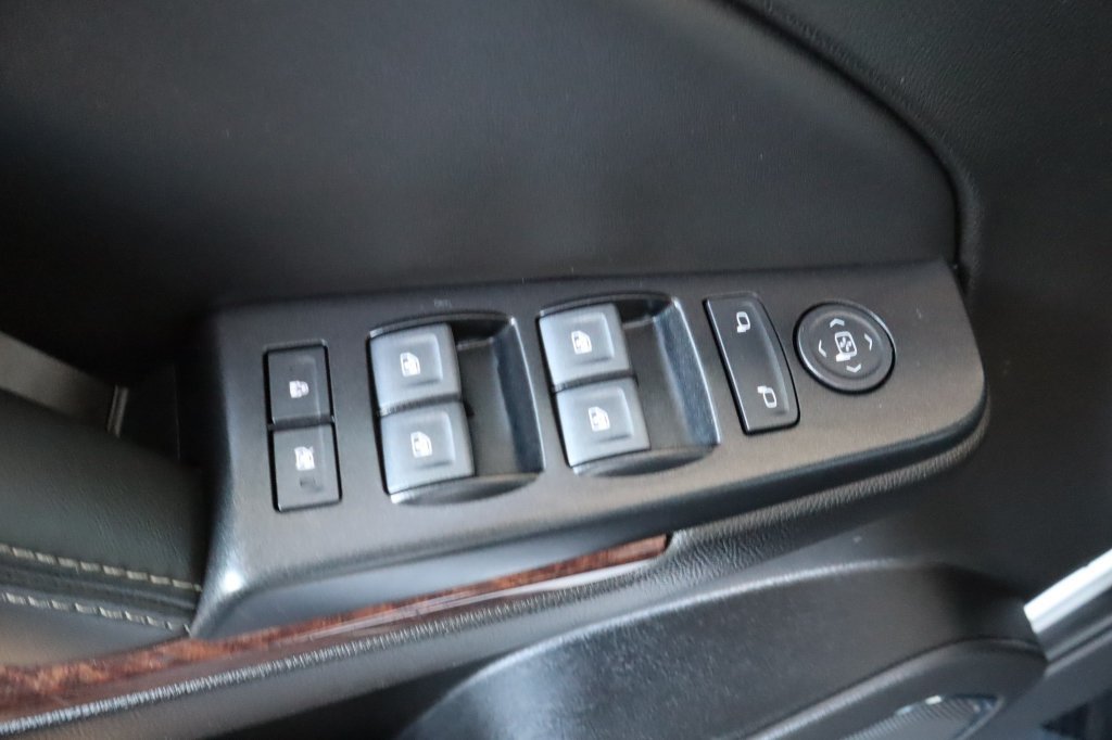 Used 2020 GMC Yukon XL SLE w/ SLE Value Package AWD/4WD image 20