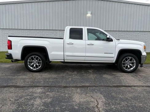 Used 2014 GMC Sierra 1500 SLT w/ Driver Alert Package AWD/4WD image 17
