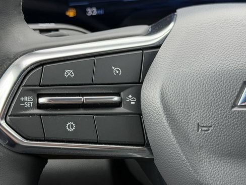 Used 2026 Chevrolet Equinox LT FWD image 21