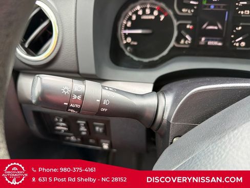 Used 2019 Toyota Tundra SR5 w/ SR5 Upgrade Package AWD/4WD image 24