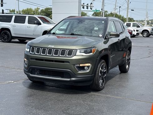 Used 2017 Jeep Compass Limited AWD/4WD image 13