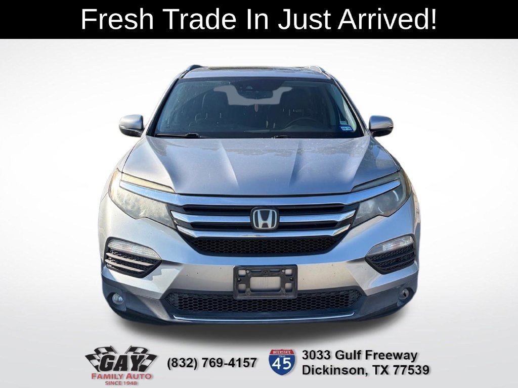 Used 2017 Honda Pilot Elite image 2
