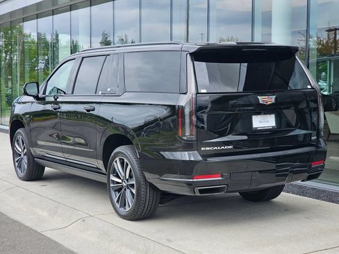 New 2026 Cadillac Escalade ESV Sport w/ Touring Package AWD/4WD image 3