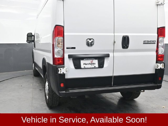 Used 2023 RAM ProMaster 2500 FWD image 5