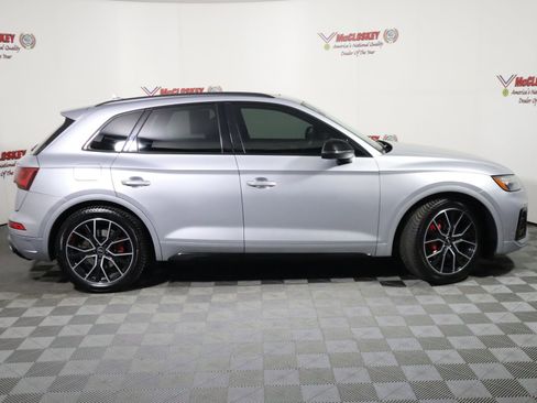 Used 2023 Audi SQ5 Premium Plus image 3
