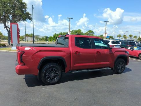 Used 2024 Toyota Tundra SR5 w/ SR5 Convenience Package AWD/4WD image 5