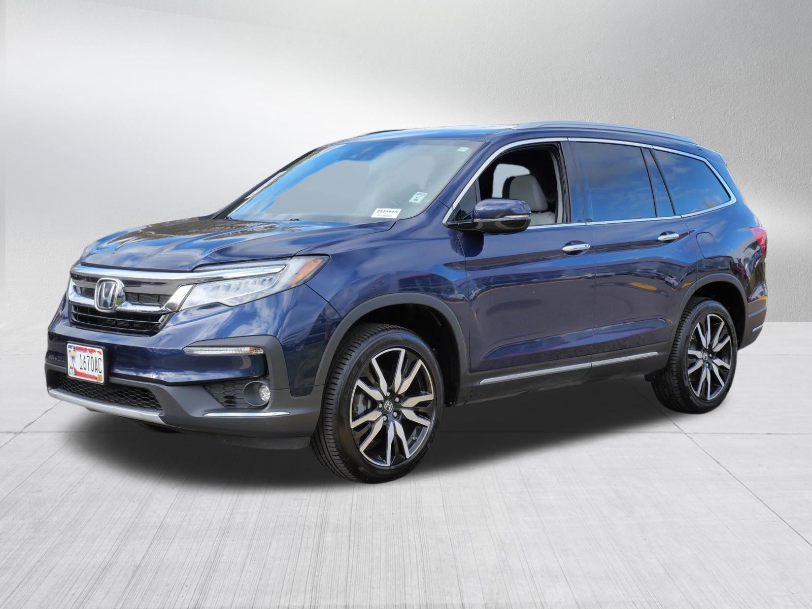 Used 2020 Honda Pilot Elite image 3