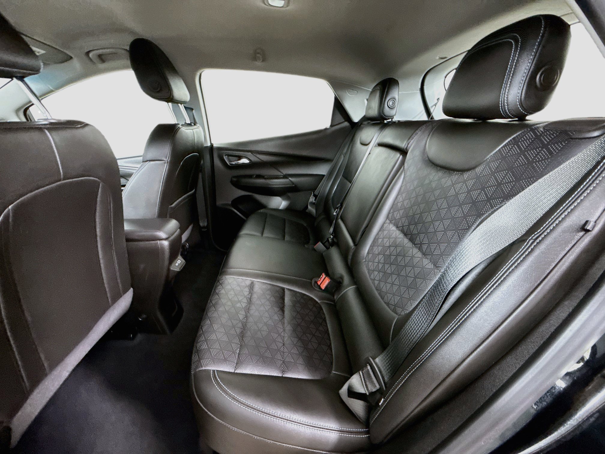 Used 2023 Chevrolet Bolt LT w/ Infotainment Package FWD image 25