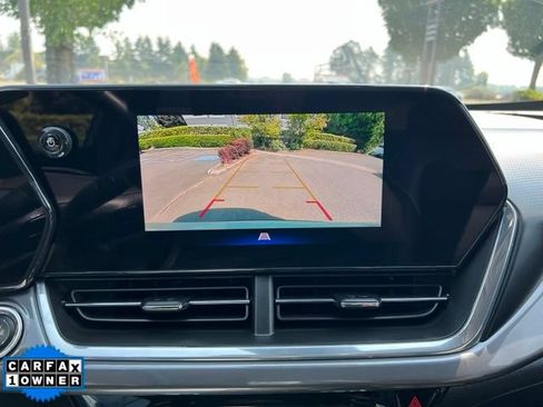 Used 2024 Chevrolet Trax ACTIV FWD image 32