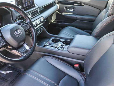 Used 2024 Honda Pilot TrailSport image 18