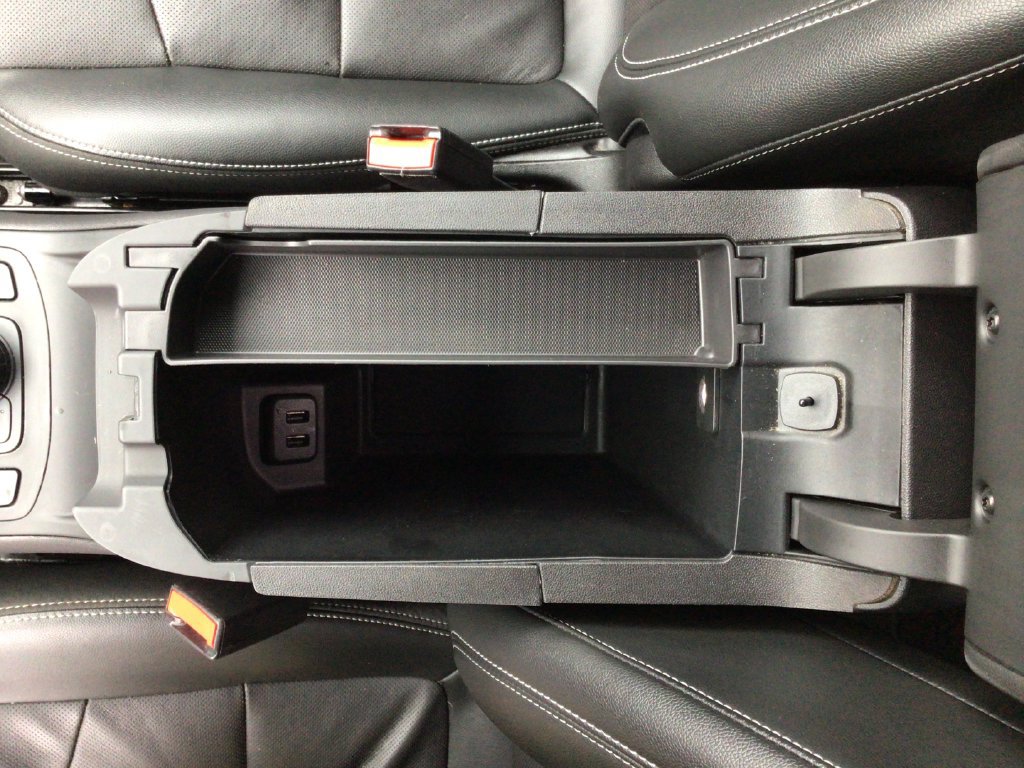 Used 2024 GMC Terrain SLT AWD/4WD image 25