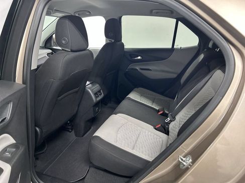 Used 2018 Chevrolet Equinox LT AWD/4WD image 19