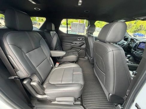 Certified 2023 Chevrolet Traverse RS AWD/4WD image 38