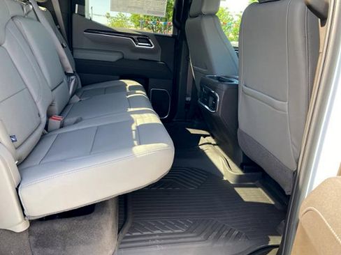 New 2026 Chevrolet Silverado 1500 LTZ w/ LTZ Premium Package AWD/4WD image 24