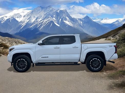 Certified 2024 Toyota Tacoma TRD Sport w/ TRD Sport Upgrade Package image 2