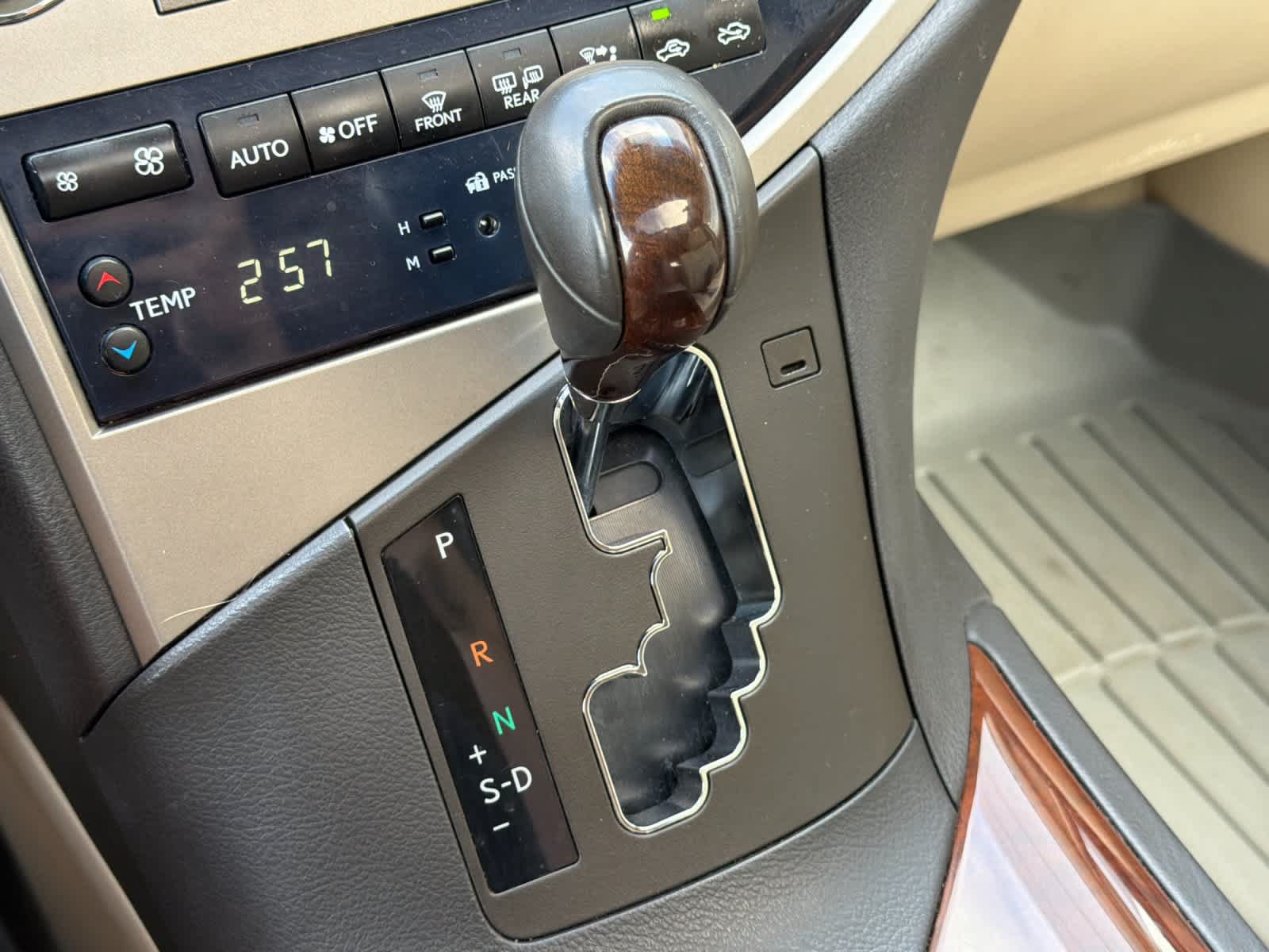 Used 2013 Lexus RX 350 FWD w/ Premium Pkg image 22