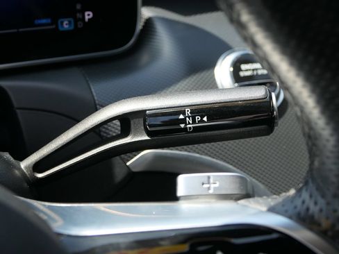 Used 2023 Mercedes-Benz C 300 Sedan image 17