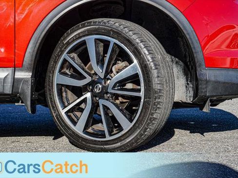 Used 2018 Nissan Rogue Sport SL w/ SL Premium Package image 16