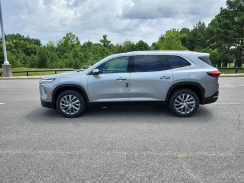New 2025 Buick Enclave Preferred w/ Power Package image 2