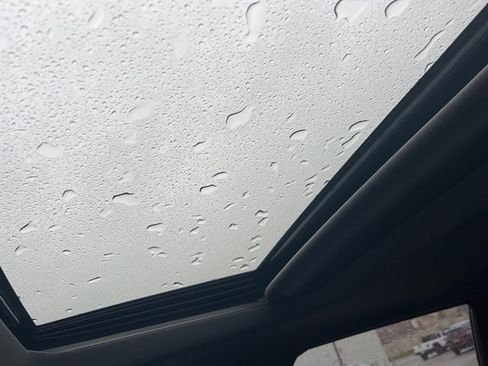 Used 2022 Chevrolet Silverado 1500 LTZ w/ LTZ Premium Package image 34